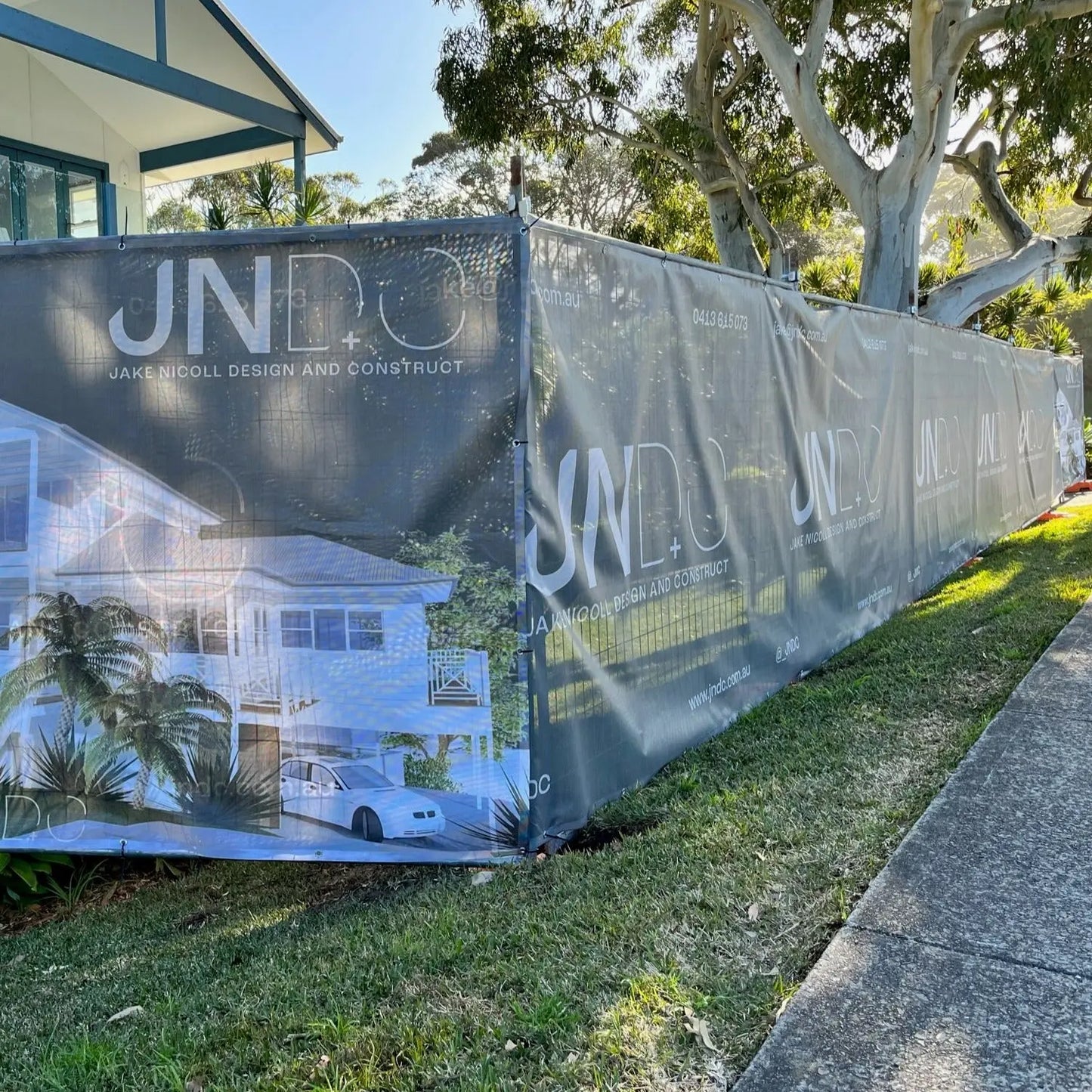 CONSTRUCTION SITE MESH BANNERS - CONTINUOUS ROLL kingsofthetrade