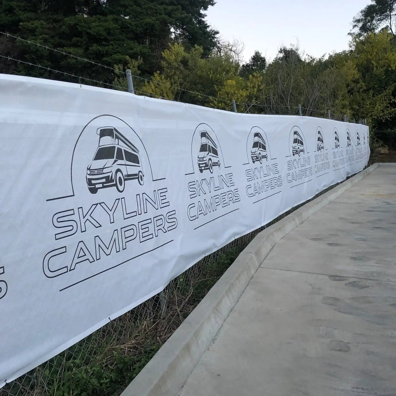 CONSTRUCTION SITE MESH BANNERS - CONTINUOUS ROLL kingsofthetrade